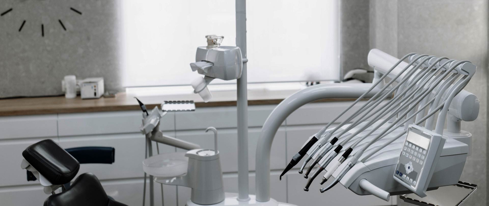 Signature Dental Aesthetics dentist room setup