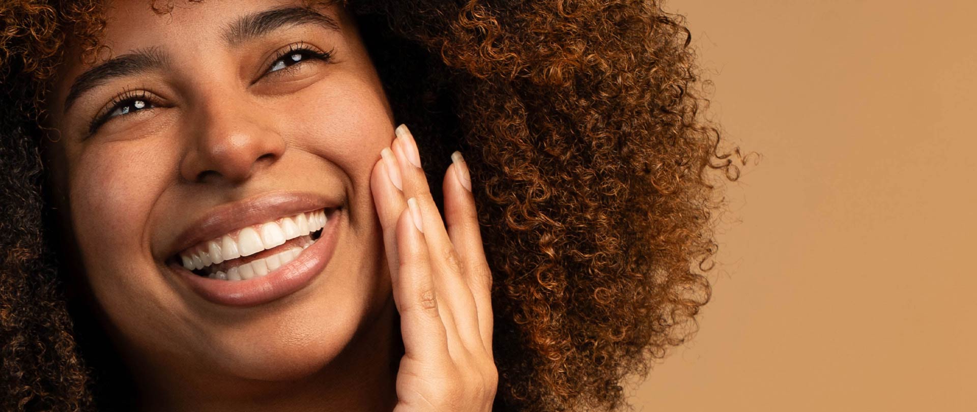 Signature Dental Aesthetics expertise woman smiling